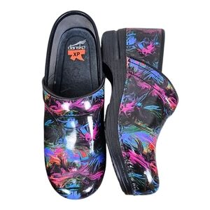 Dansko XP Patent Leather Clogs Multicolor Abstract Swirl Comfort Work Shoes 39